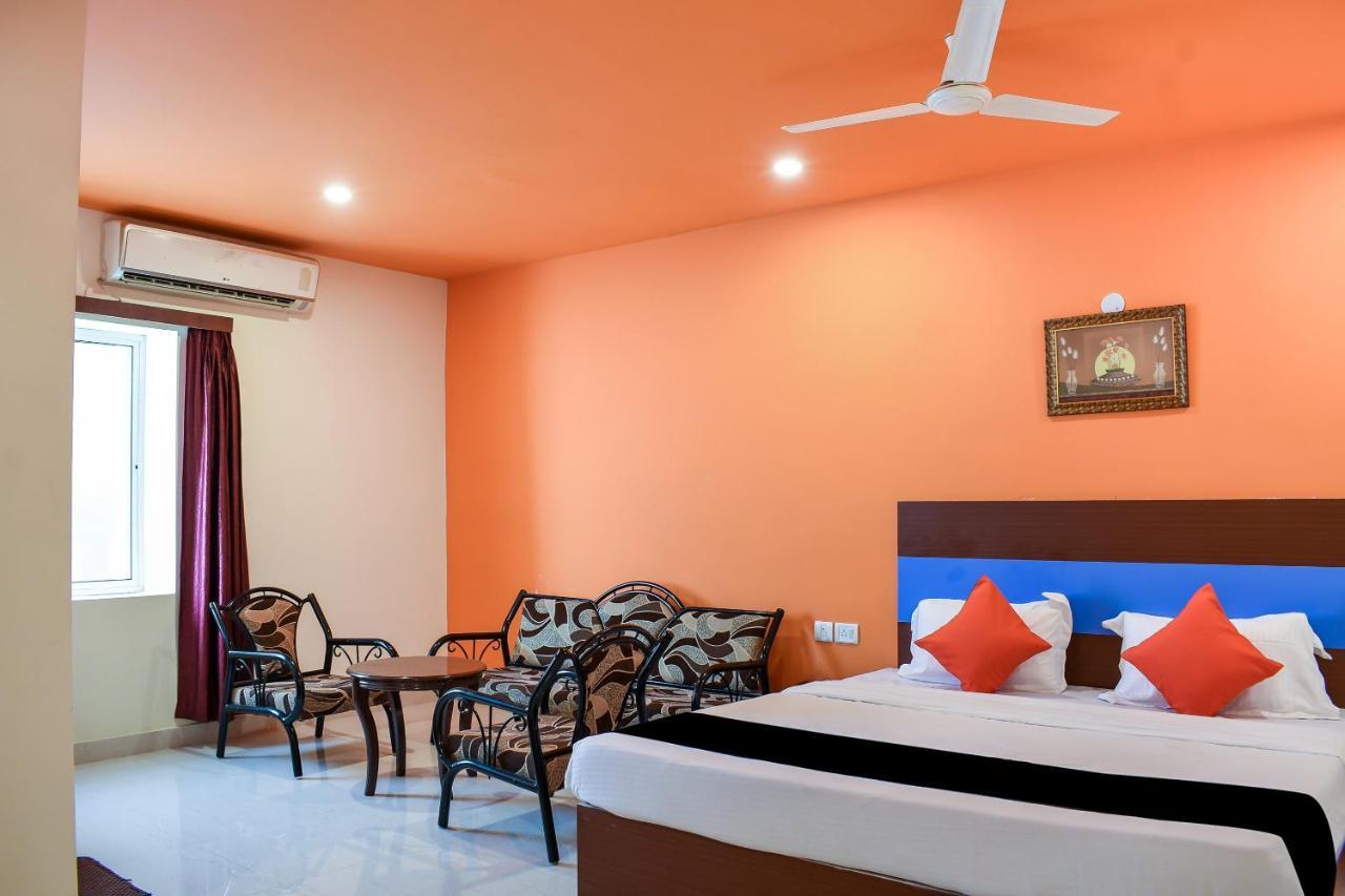 Capital O 67249 Hotel Planet Bhubaneswar Exterior photo